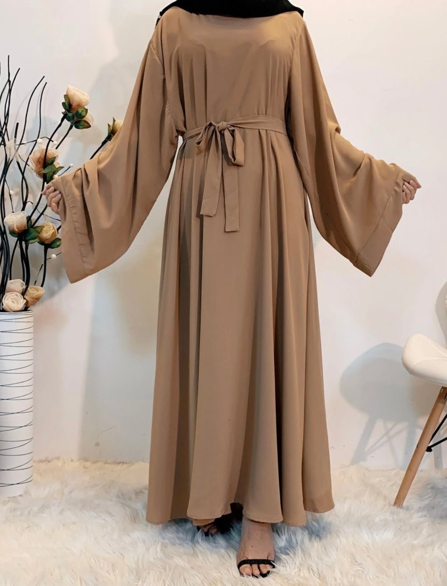 (Pre-order) Essentials Premium Abaya - Premium Abaya’s from Sahara Soireé - Just €60! Shop now at Sahara Soirée