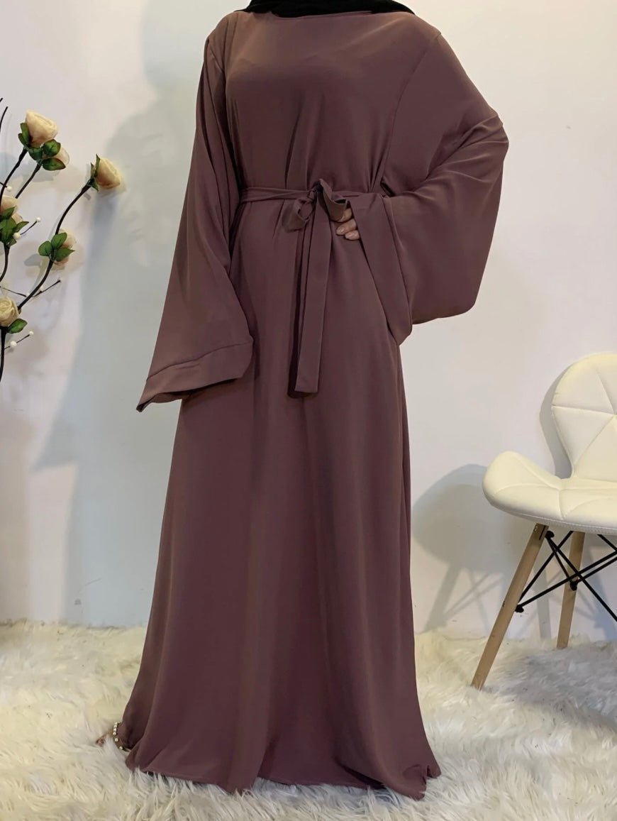 (Pre-order) Essentials Premium Abaya - Premium Abaya’s from Sahara Soireé - Just €60! Shop now at Sahara Soirée