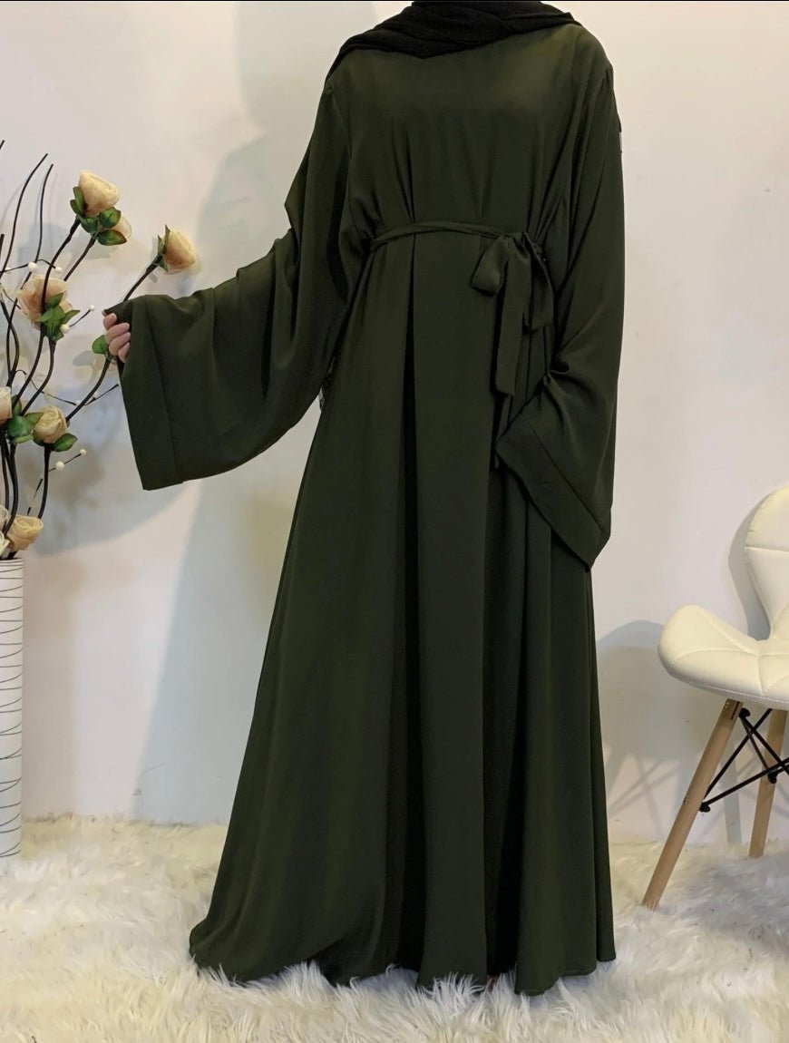 (Pre-order) Essentials Premium Abaya - Premium Abaya’s from Sahara Soireé - Just €60! Shop now at Sahara Soirée