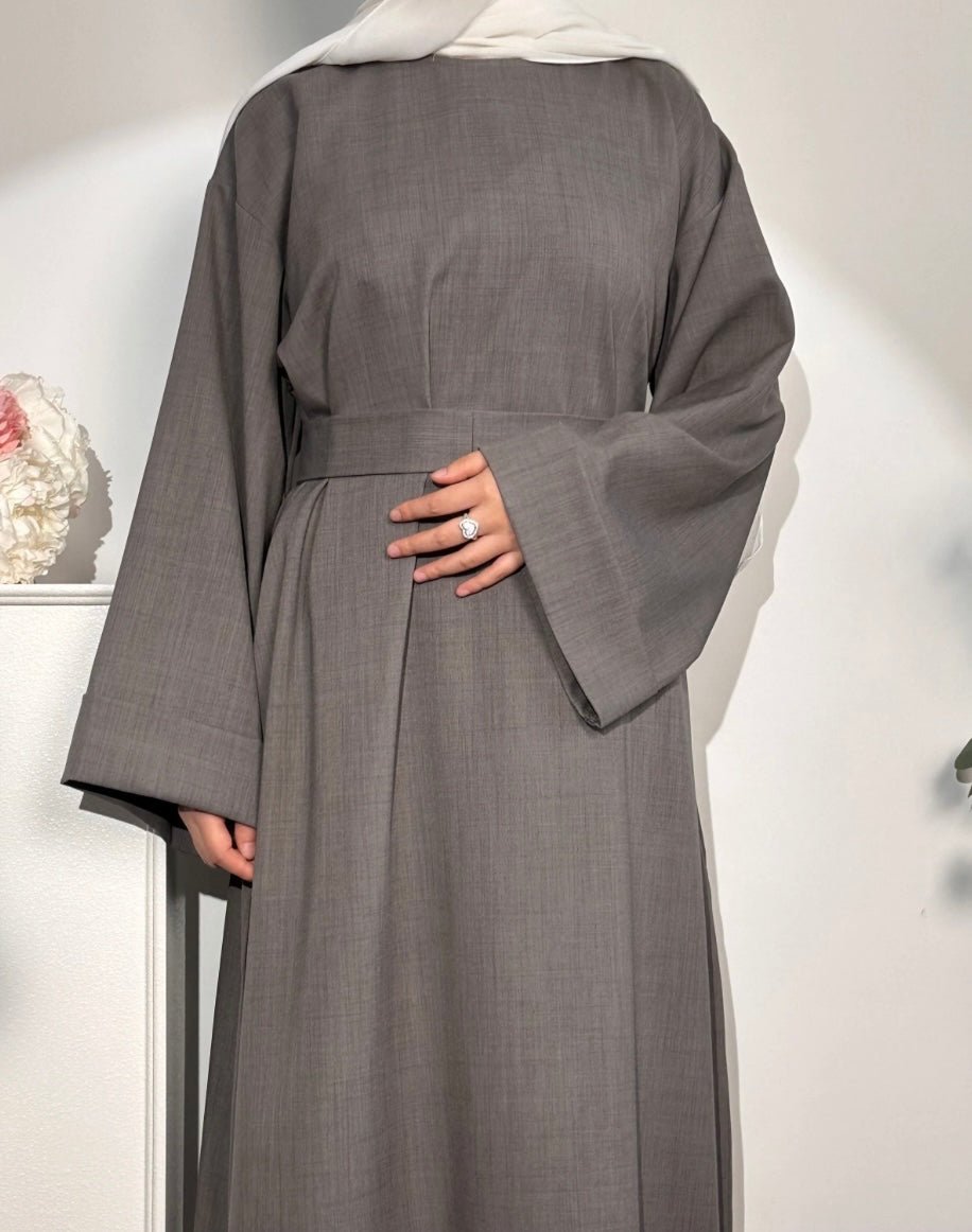 (Pre-order) Grey Linen Abaya With Pockets - Premium Abaya’s from Sahara Soireé - Just €70! Shop now at Sahara Soirée