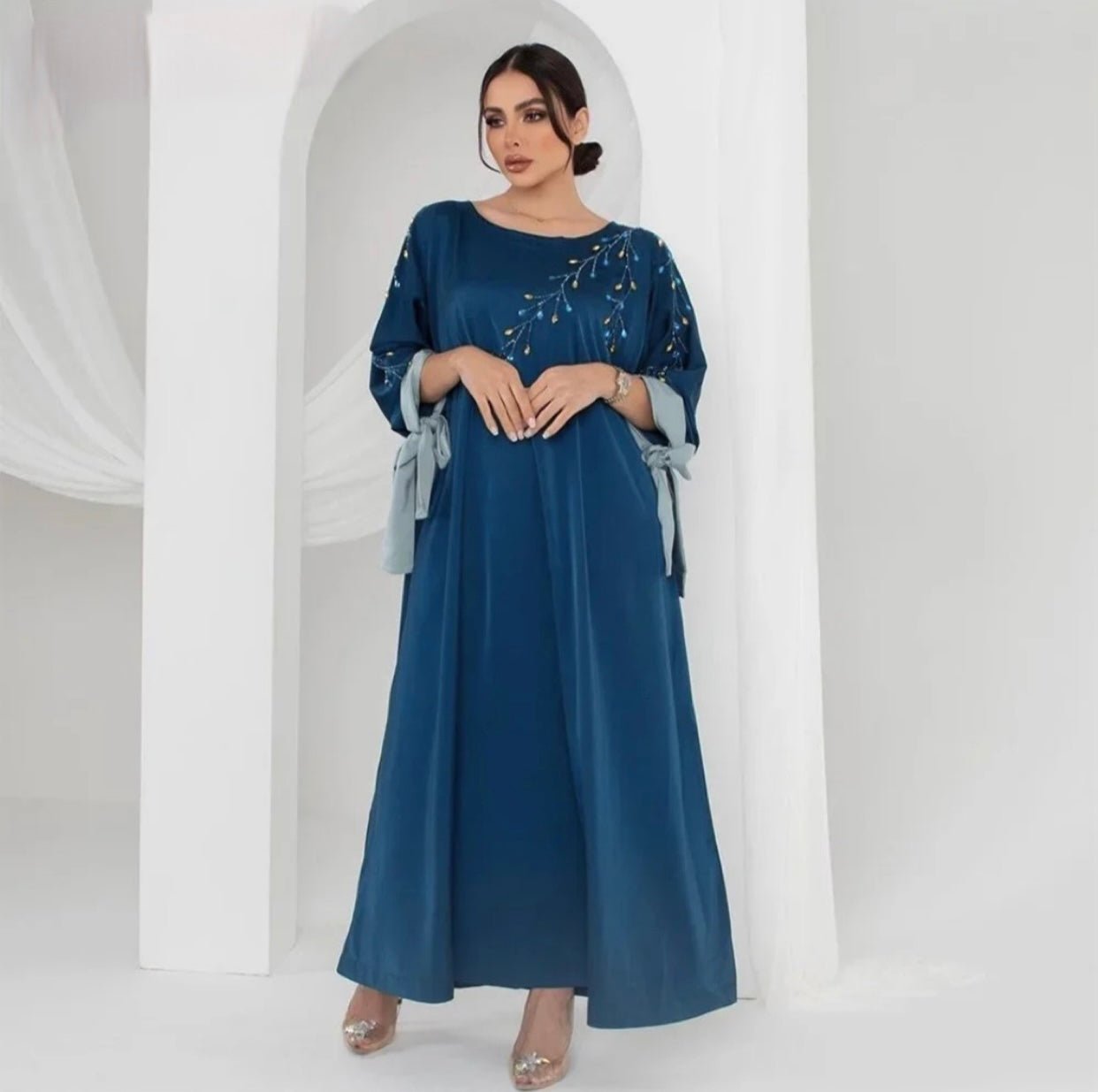 Tasnim Abaya - Premium Abaya’s from Sahara Soireé - Just €75! Shop now at Sahara Soirée